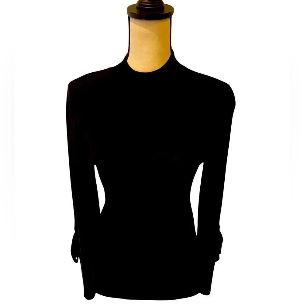 Mock Neck Long Sleeve Knit Sweater. Size: Medium Color: Black